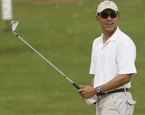 5位大学生捡到1万元现金 苦等失主至今无果