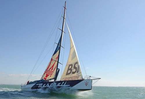 美国帆船用47天从纽约划到旧金山刷新纪录(图)