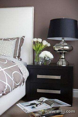 点击浏览下一张>> 有花的地方就有美 阳春三月用鲜花点缀生活