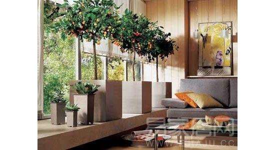 房屋有隔角，一家不平安。