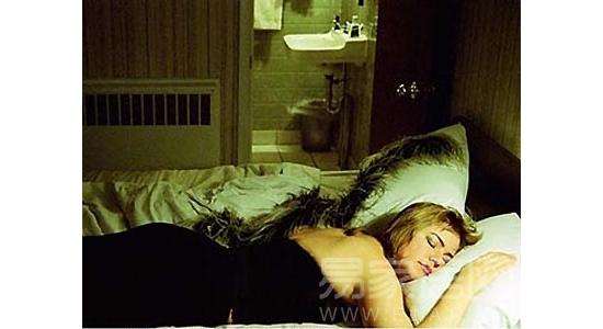 浴厕对床，会患恶疾。