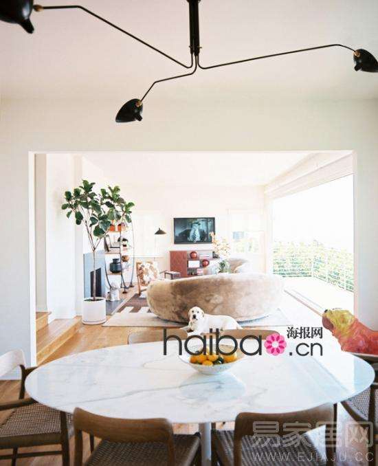 2、选择轮廓简单、尺寸稍大的家具